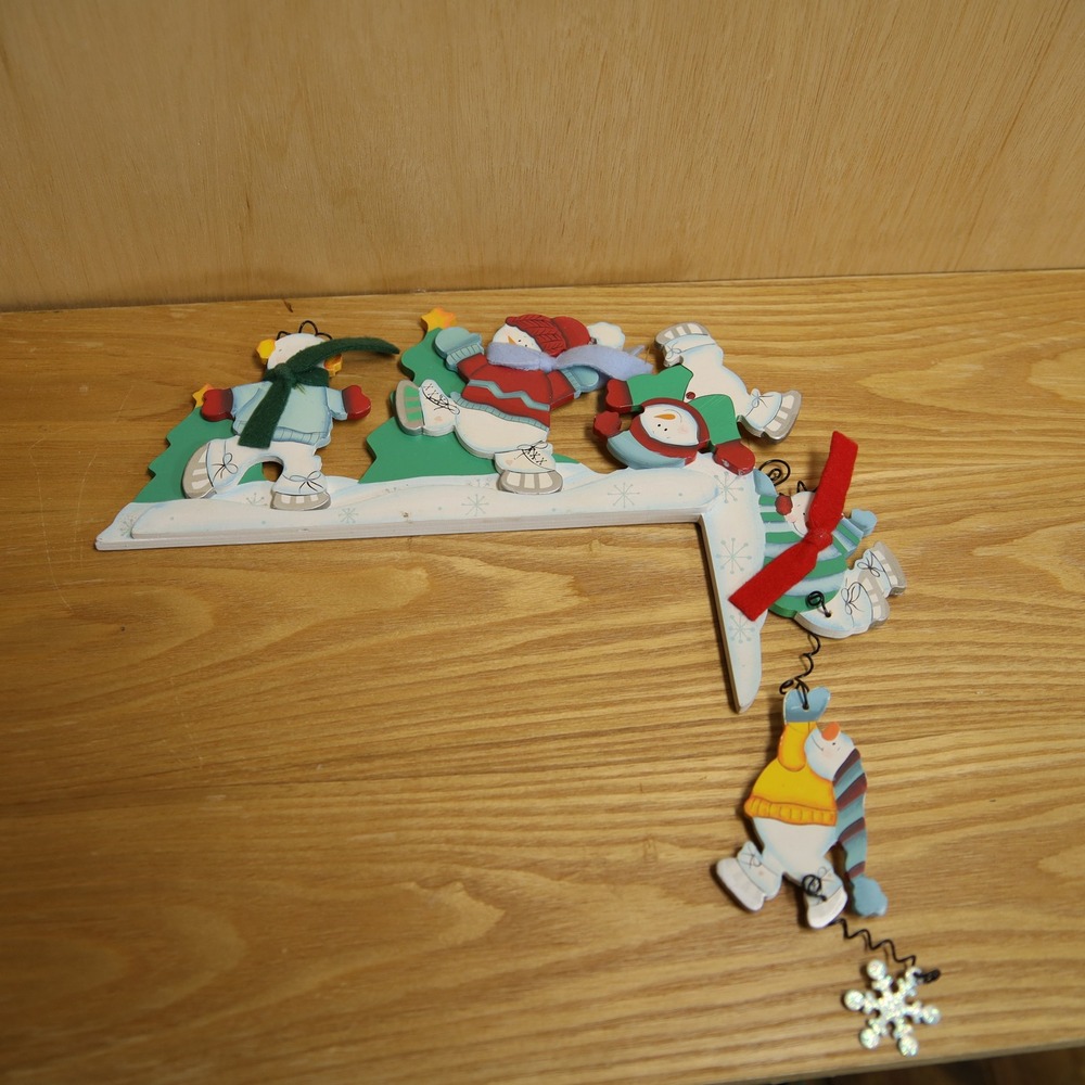 Wooden Ice Skating Snowmen Shelf Sitter Christmas Holiday Mantel Decor 14.5in